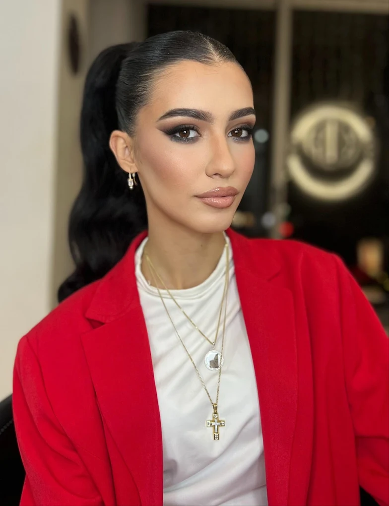 Hairstyle and makeup at Ela Beauty Salon