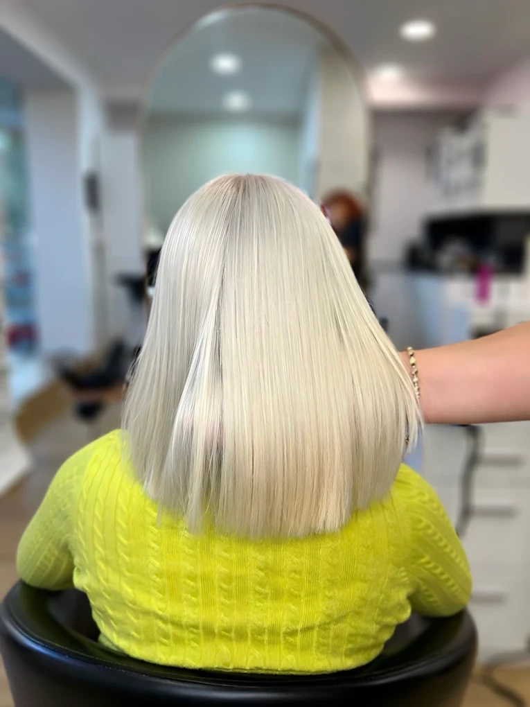 Glossy blonde hair at Ela Beauty Salon